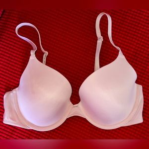 Victoria's Secret PINK Bra Size 34C Padded Underwire Good Used Condition.
